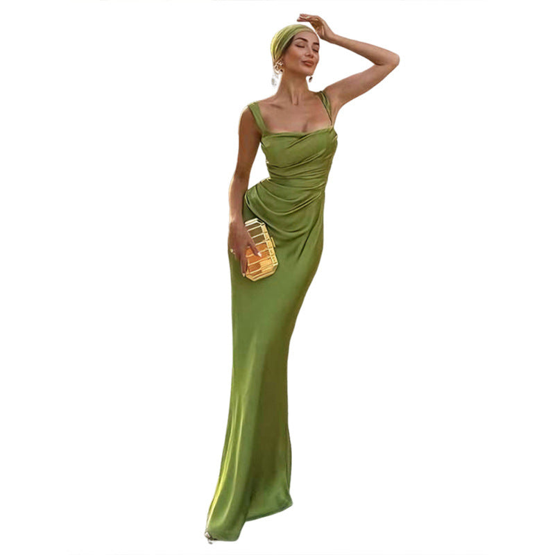 Slim-fit Solid-color Backless Pleated Gown